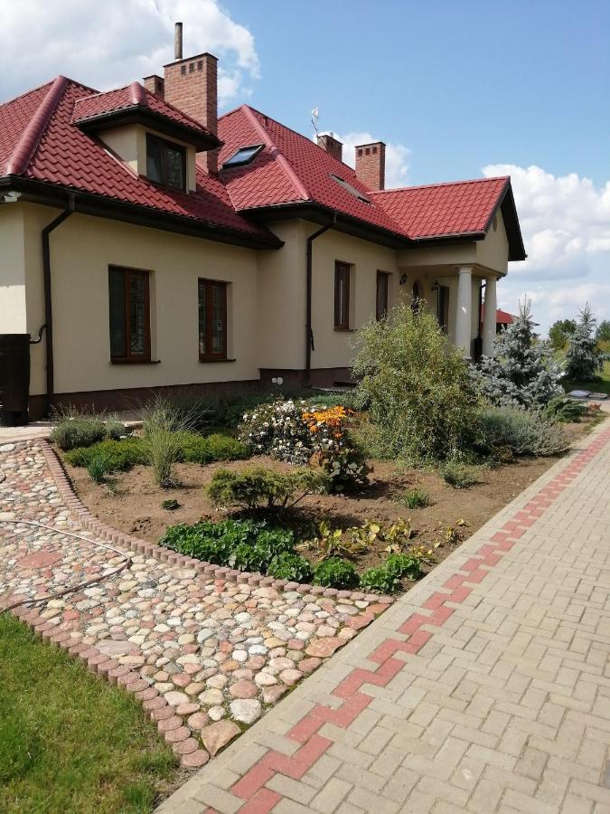 Agroturystyka U Izabelli Niemce Buitenkant foto
