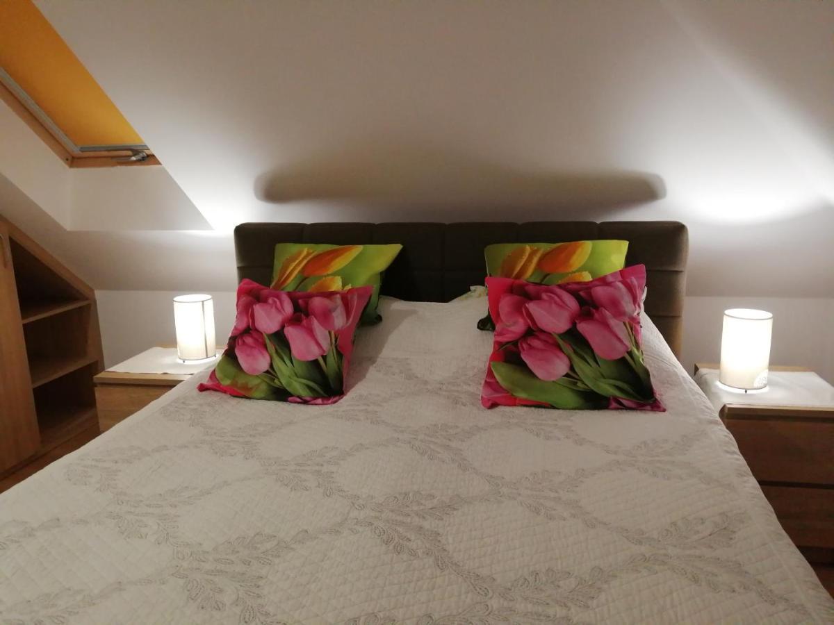 Agroturystyka U Izabelli Niemce Buitenkant foto