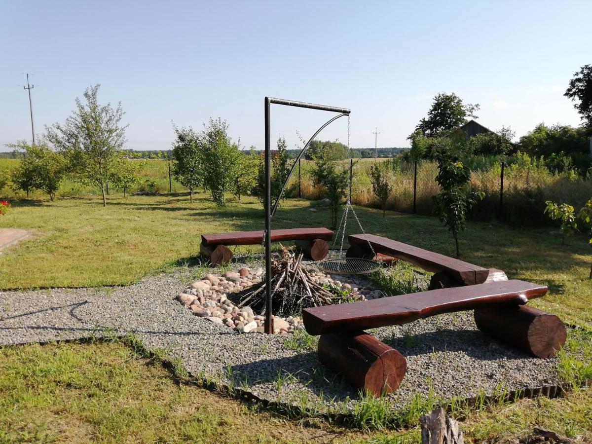 Agroturystyka U Izabelli Niemce Buitenkant foto