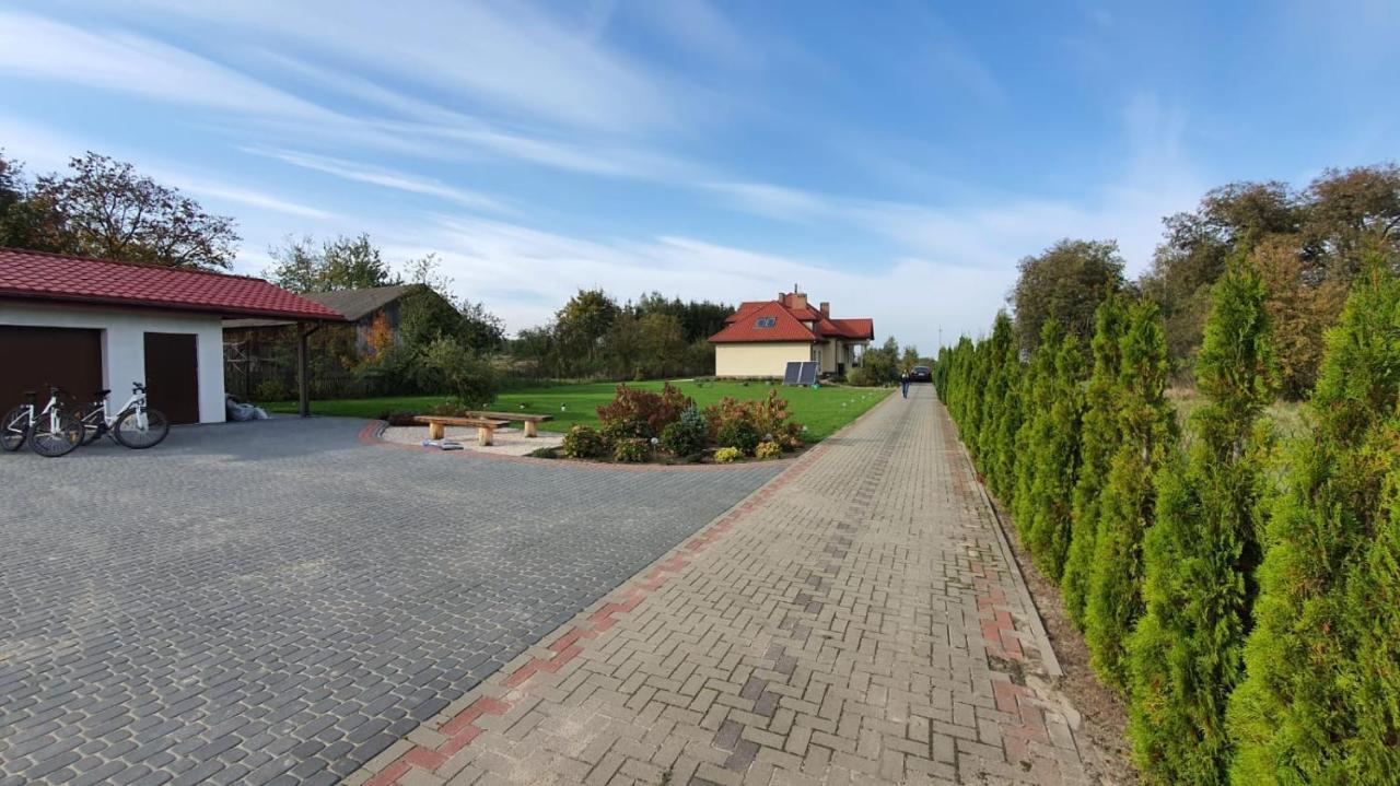 Agroturystyka U Izabelli Niemce Buitenkant foto